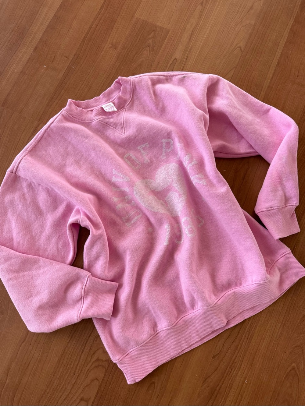 PINK Victoria's Secret Bubblegum Pink Logo Crew Sweatshirt